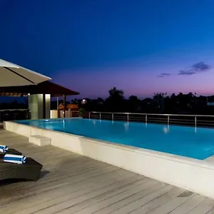 seminyak-square-hotel.ubudhotelsnow.com/